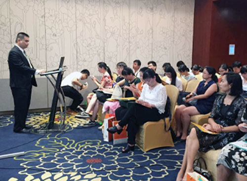 万古科技在广州HR博览会现场