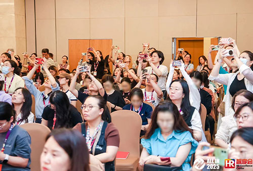 万古科技参加All in 2025人力资源服务展